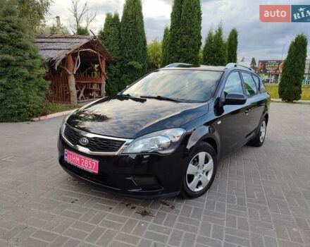 Чорний Кіа Сід, об'ємом двигуна 1.4 л та пробігом 195 тис. км за 5999 $, фото 15 на Automoto.ua