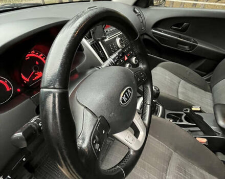 Чорний Кіа Сід, об'ємом двигуна 1.6 л та пробігом 286 тис. км за 6300 $, фото 21 на Automoto.ua