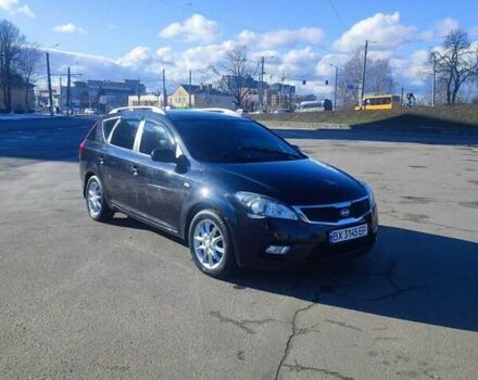 Черный Киа Сид, объемом двигателя 1.4 л и пробегом 200 тыс. км за 5600 $, фото 9 на Automoto.ua