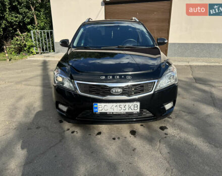 Черный Киа Сид, объемом двигателя 1.58 л и пробегом 275 тыс. км за 6500 $, фото 2 на Automoto.ua