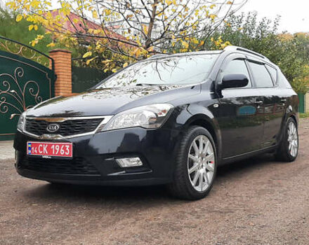 Чорний Кіа Сід, об'ємом двигуна 1.4 л та пробігом 211 тис. км за 6150 $, фото 4 на Automoto.ua