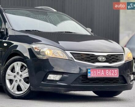 Киа Сид 2010 в Межгорье на Automoto.ua Черный Киа Сид, объемом двигателя 1.4 л и пробегом 220 тыс. км за 6299 $, фото 15 на Automoto.ua