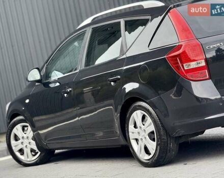 Киа Сид 2010 в Межгорье на Automoto.ua Черный Киа Сид, объемом двигателя 1.4 л и пробегом 220 тыс. км за 6299 $, фото 28 на Automoto.ua