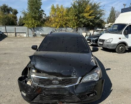 Черный Киа Сид, объемом двигателя 1.4 л и пробегом 170 тыс. км за 3250 $, фото 6 на Automoto.ua