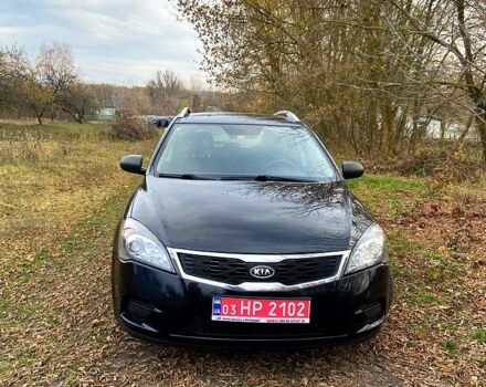 Черный Киа Сид, объемом двигателя 1.4 л и пробегом 205 тыс. км за 6200 $, фото 11 на Automoto.ua