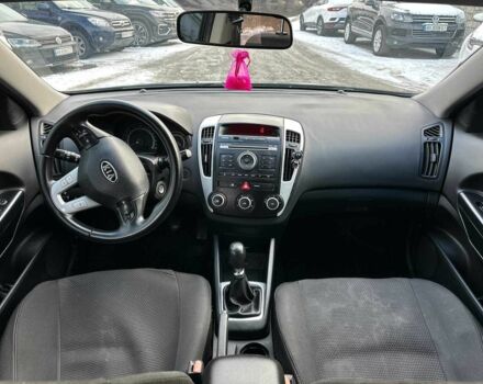 Черный Киа Сид, объемом двигателя 1.4 л и пробегом 209 тыс. км за 6490 $, фото 18 на Automoto.ua
