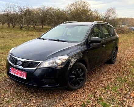 Черный Киа Сид, объемом двигателя 1.4 л и пробегом 205 тыс. км за 6200 $, фото 9 на Automoto.ua