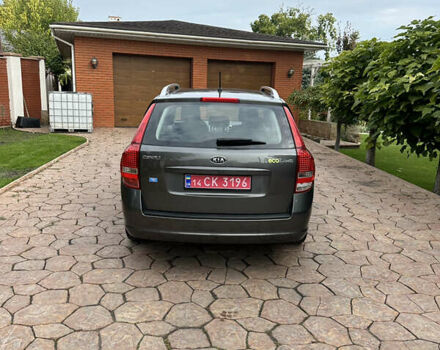 Черный Киа Сид, объемом двигателя 1.4 л и пробегом 154 тыс. км за 6500 $, фото 5 на Automoto.ua