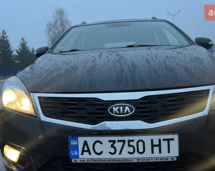 Черный Киа Сид, объемом двигателя 1.6 л и пробегом 283 тыс. км за 8200 $, фото 2 на Automoto.ua