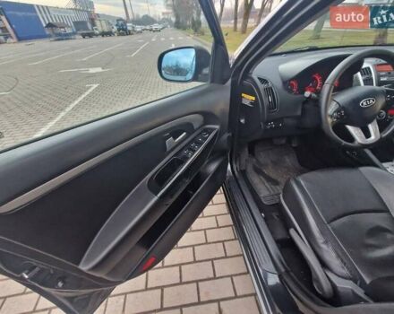 Чорний Кіа Сід, об'ємом двигуна 1.58 л та пробігом 201 тис. км за 7150 $, фото 38 на Automoto.ua