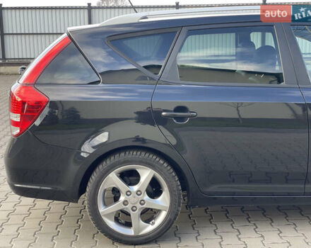 Черный Киа Сид, объемом двигателя 1.6 л и пробегом 168 тыс. км за 7700 $, фото 26 на Automoto.ua