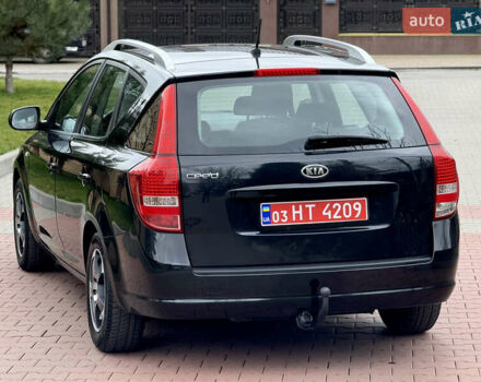 Чорний Кіа Сід, об'ємом двигуна 1.6 л та пробігом 168 тис. км за 7499 $, фото 31 на Automoto.ua