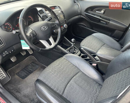 Черный Киа Сид, объемом двигателя 1.6 л и пробегом 168 тыс. км за 7700 $, фото 74 на Automoto.ua