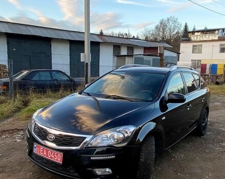 Черный Киа Сид, объемом двигателя 1.4 л и пробегом 270 тыс. км за 5000 $, фото 7 на Automoto.ua