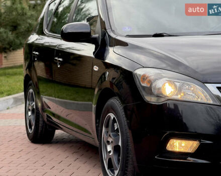 Черный Киа Сид, объемом двигателя 1.6 л и пробегом 168 тыс. км за 7450 $, фото 28 на Automoto.ua