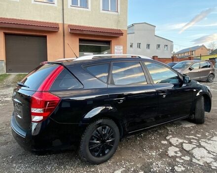 Черный Киа Сид, объемом двигателя 1.4 л и пробегом 270 тыс. км за 5500 $, фото 5 на Automoto.ua