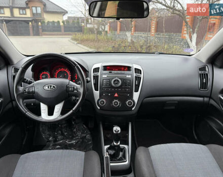 Черный Киа Сид, объемом двигателя 1.6 л и пробегом 168 тыс. км за 7499 $, фото 52 на Automoto.ua