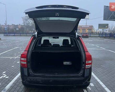 Черный Киа Сид, объемом двигателя 1.6 л и пробегом 283 тыс. км за 8200 $, фото 8 на Automoto.ua