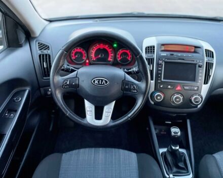 Чорний Кіа Сід, об'ємом двигуна 1.4 л та пробігом 181 тис. км за 7700 $, фото 12 на Automoto.ua
