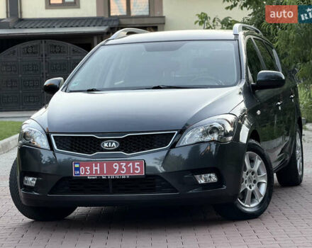 Чорний Кіа Сід, об'ємом двигуна 0 л та пробігом 173 тис. км за 7499 $, фото 13 на Automoto.ua