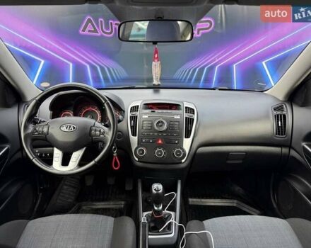 Черный Киа Сид, объемом двигателя 1.6 л и пробегом 224 тыс. км за 7799 $, фото 7 на Automoto.ua