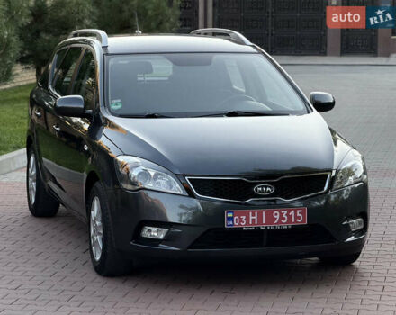 Чорний Кіа Сід, об'ємом двигуна 0 л та пробігом 173 тис. км за 7499 $, фото 31 на Automoto.ua