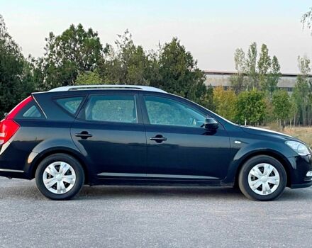 Чорний Кіа Сід, об'ємом двигуна 1.4 л та пробігом 181 тис. км за 7700 $, фото 8 на Automoto.ua