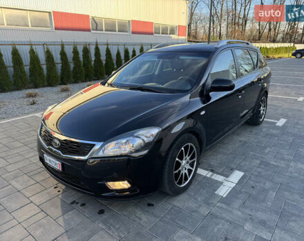 Черный Киа Сид, объемом двигателя 0 л и пробегом 196 тыс. км за 8200 $, фото 1 на Automoto.ua