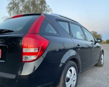 Чорний Кіа Сід, об'ємом двигуна 1.4 л та пробігом 181 тис. км за 7700 $, фото 10 на Automoto.ua