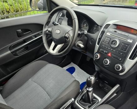 Черный Киа Сид, объемом двигателя 1.6 л и пробегом 222 тыс. км за 6800 $, фото 7 на Automoto.ua