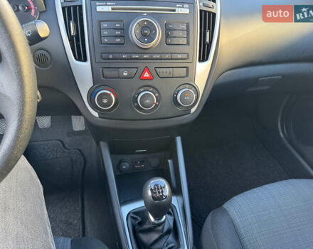 Черный Киа Сид, объемом двигателя 0 л и пробегом 196 тыс. км за 8200 $, фото 35 на Automoto.ua