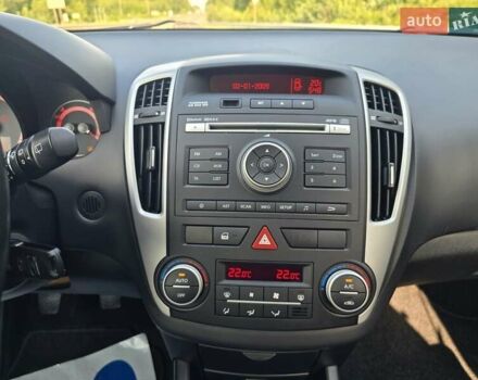 Черный Киа Сид, объемом двигателя 1.6 л и пробегом 204 тыс. км за 7999 $, фото 49 на Automoto.ua