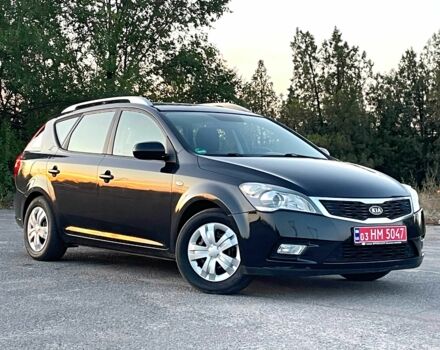 Чорний Кіа Сід, об'ємом двигуна 1.4 л та пробігом 181 тис. км за 7700 $, фото 2 на Automoto.ua