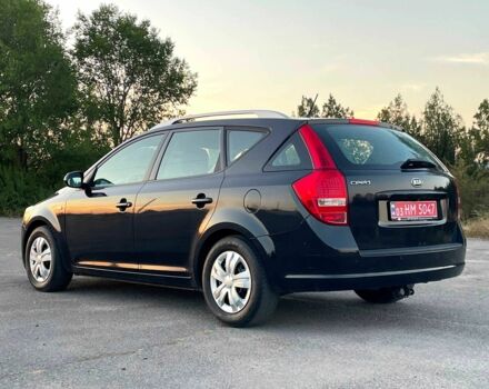 Чорний Кіа Сід, об'ємом двигуна 1.4 л та пробігом 181 тис. км за 7700 $, фото 4 на Automoto.ua