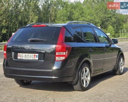 Черный Киа Сид, объемом двигателя 1.6 л и пробегом 204 тыс. км за 7999 $, фото 7 на Automoto.ua