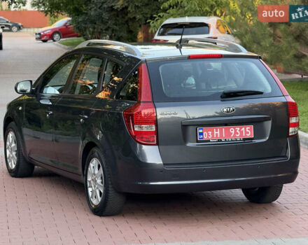 Чорний Кіа Сід, об'ємом двигуна 0 л та пробігом 173 тис. км за 7499 $, фото 33 на Automoto.ua