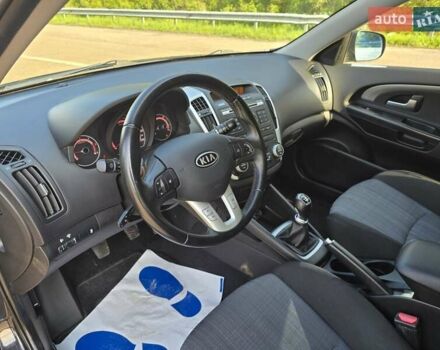 Черный Киа Сид, объемом двигателя 1.6 л и пробегом 204 тыс. км за 7999 $, фото 30 на Automoto.ua