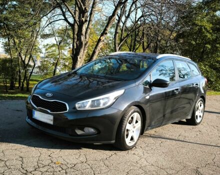 Киа Сид 2013 в Киеве на Automoto.ua Черный Киа Сид, объемом двигателя 1.4 л и пробегом 238 тыс. км за 4498 $, фото 2 на Automoto.ua