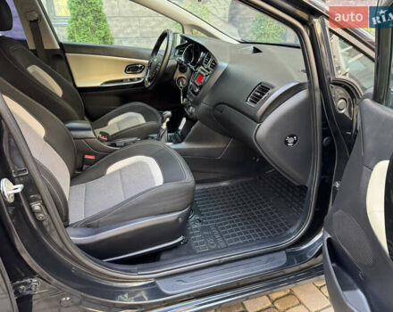 Чорний Кіа Сід, об'ємом двигуна 1.6 л та пробігом 178 тис. км за 8200 $, фото 15 на Automoto.ua