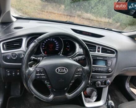 Чорний Кіа Сід, об'ємом двигуна 1.6 л та пробігом 227 тис. км за 8400 $, фото 8 на Automoto.ua