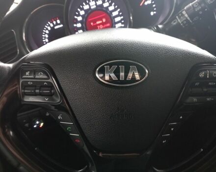 Чорний Кіа Сід, об'ємом двигуна 0 л та пробігом 135 тис. км за 8700 $, фото 3 на Automoto.ua