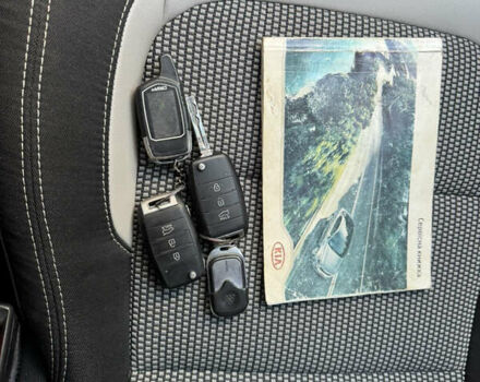 Чорний Кіа Сід, об'ємом двигуна 1.6 л та пробігом 178 тис. км за 8200 $, фото 60 на Automoto.ua