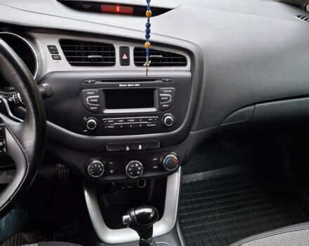 Чорний Кіа Сід, об'ємом двигуна 1.6 л та пробігом 137 тис. км за 11500 $, фото 17 на Automoto.ua