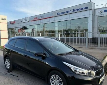 Кіа Сід 2013 у Запоріжжя на Automoto.ua Чорний Кіа Сід, об'ємом двигуна 1.6 л та пробігом 62 тис. км за 11000 $, фото 2 на Automoto.ua