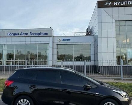 Кіа Сід 2013 у Запоріжжя на Automoto.ua Чорний Кіа Сід, об'ємом двигуна 1.6 л та пробігом 62 тис. км за 11000 $, фото 5 на Automoto.ua