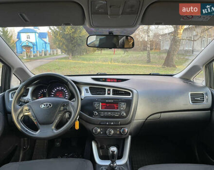 Черный Киа Сид, объемом двигателя 1.6 л и пробегом 241 тыс. км за 7950 $, фото 5 на Automoto.ua