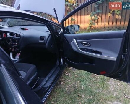 Черный Киа Сид, объемом двигателя 1.6 л и пробегом 226 тыс. км за 8400 $, фото 21 на Automoto.ua