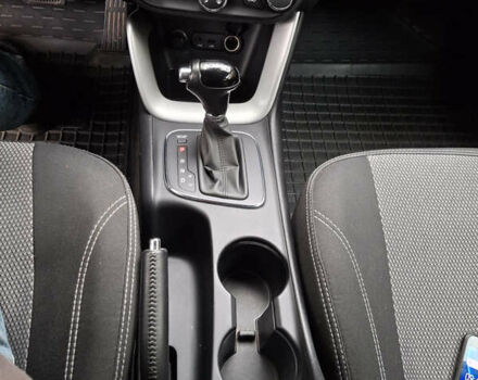 Чорний Кіа Сід, об'ємом двигуна 1.6 л та пробігом 137 тис. км за 11500 $, фото 18 на Automoto.ua