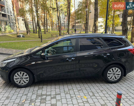 Чорний Кіа Сід, об'ємом двигуна 1.6 л та пробігом 178 тис. км за 8200 $, фото 2 на Automoto.ua