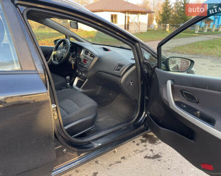 Черный Киа Сид, объемом двигателя 1.6 л и пробегом 241 тыс. км за 7950 $, фото 9 на Automoto.ua